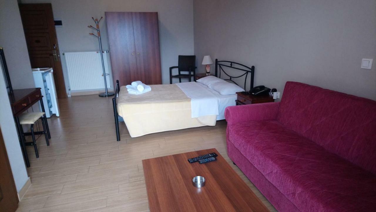 Alpina Suites Кастория Экстерьер фото